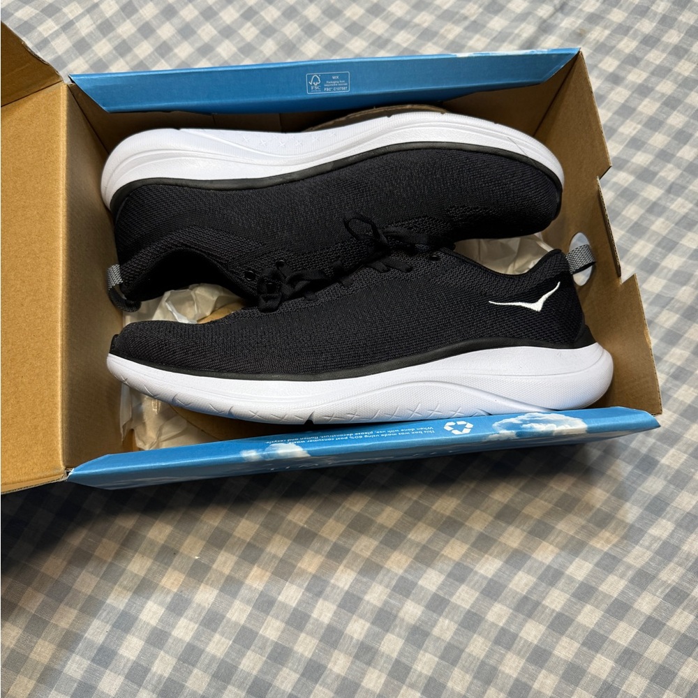 Women’s Hoka Walking Shoes